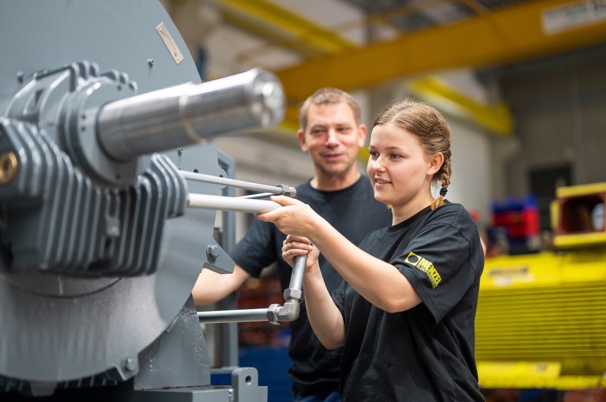 Ausbildung zum Elektroniker für Maschinen und Antriebstechnik